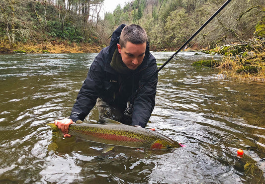 RAINY DAY FISHING - Lucas Holmgren